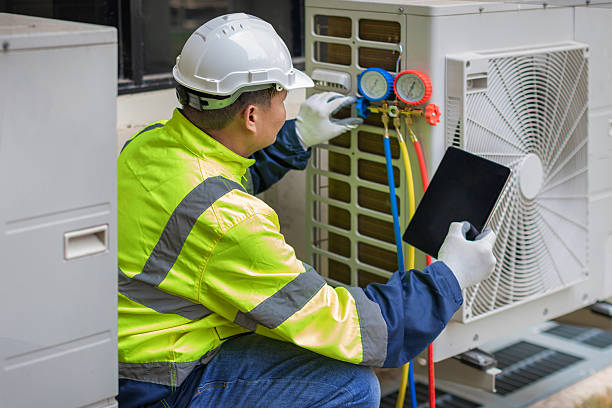 Professional Hvac technician working in Kerrville, TX
